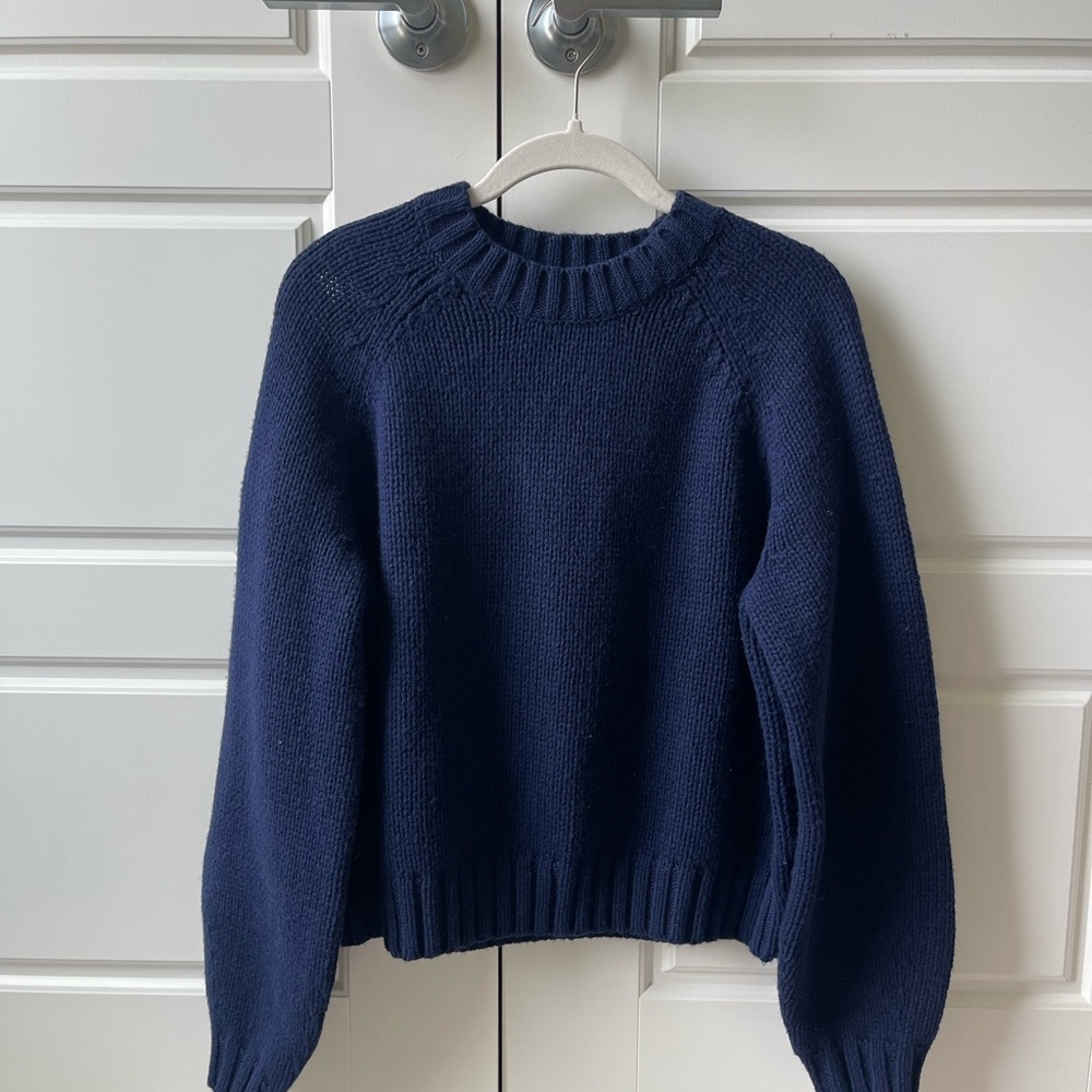 GAP Dark Blue Women's Crew Neck Sweater